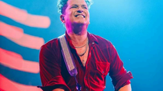 Vives hizo más de 350 shows en más de 25 países en los últimos 5 años. Vives hizo más de 350 shows en más de 25 países en los últimos 5 años.