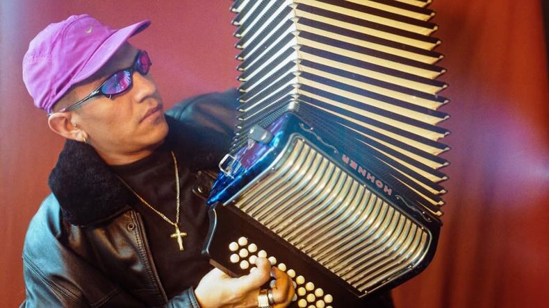 Kun, el príncipe que le devolvió el acordeón a la cumbia