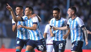 Sigali festaja su gol, el segundo del conjunto de Avellaneda.