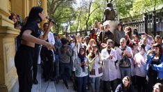 El Gobierno porteño advirtió que los alumnosque toman las escuelas quedarán libres si no recuperan los días de clase