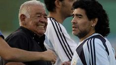 Diego Maradona vuelve de urgencia por la internación de su padre Don Diego Diego Maradona vuelve de urgencia por la internación de su padre Don Diego