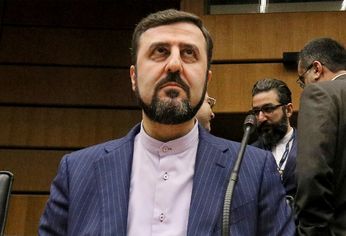 Kazem Gharibabadi, vicecanciller de Irán. Kazem Gharibabadi, vicecanciller de Irán.