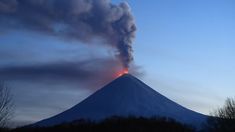 El volcán está a 30 kilómetros de la ciudad de Kliuchi.