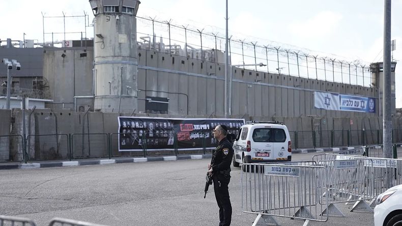 El polémico plan que copia el Alligator Alcatraz que mandó a construir Donald Trump en Estados Unidos.