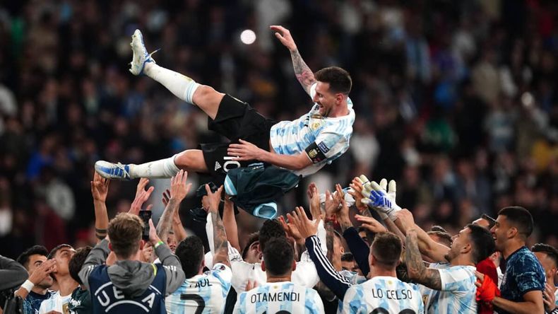 Los compañeros de Messi despidieron al capitán tras su anuncio de retiro de la Selección