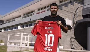 El Kun Aagüero volverá a ponerse la camiseta de Independiente. El Kun Aagüero volverá a ponerse la camiseta de Independiente.