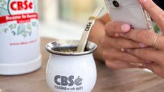 Desde 2019 la empresa argentina impuso el representante digital del país con el emoji de un mate. Desde 2019 la empresa argentina impuso el representante digital del país con el emoji de un mate.