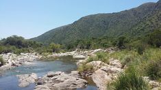 Cañada de Río Pinto es un lugar donde el silencio, el río y las charlas sin reloj se combinan para ofrecer una experiencia auténtica del norte cordobés. Cañada de Río Pinto es un lugar donde el silencio, el río y las charlas sin reloj se combinan para ofrecer una experiencia auténtica del norte cordobés.