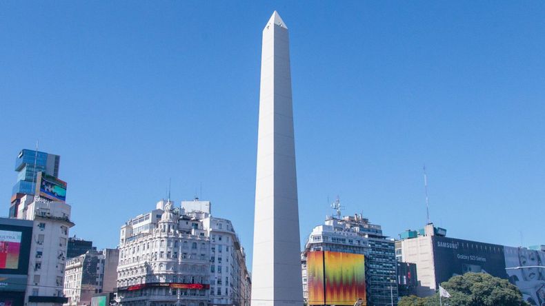 La IA recreó la versión más divertida y festiva posible de este ícono de la Ciudad de Buenos Aires.