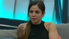 Romina Uhrig de Gran Hermano lució una microbikini roja ideal para la ola de calor. Romina Uhrig de Gran Hermano lució una microbikini roja ideal para la ola de calor.