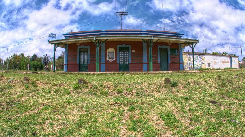 La Estancia La Merced y Posta de Figueroa conservan hechos históricos nacionales, ofreciendo un recorrido cultural completo.