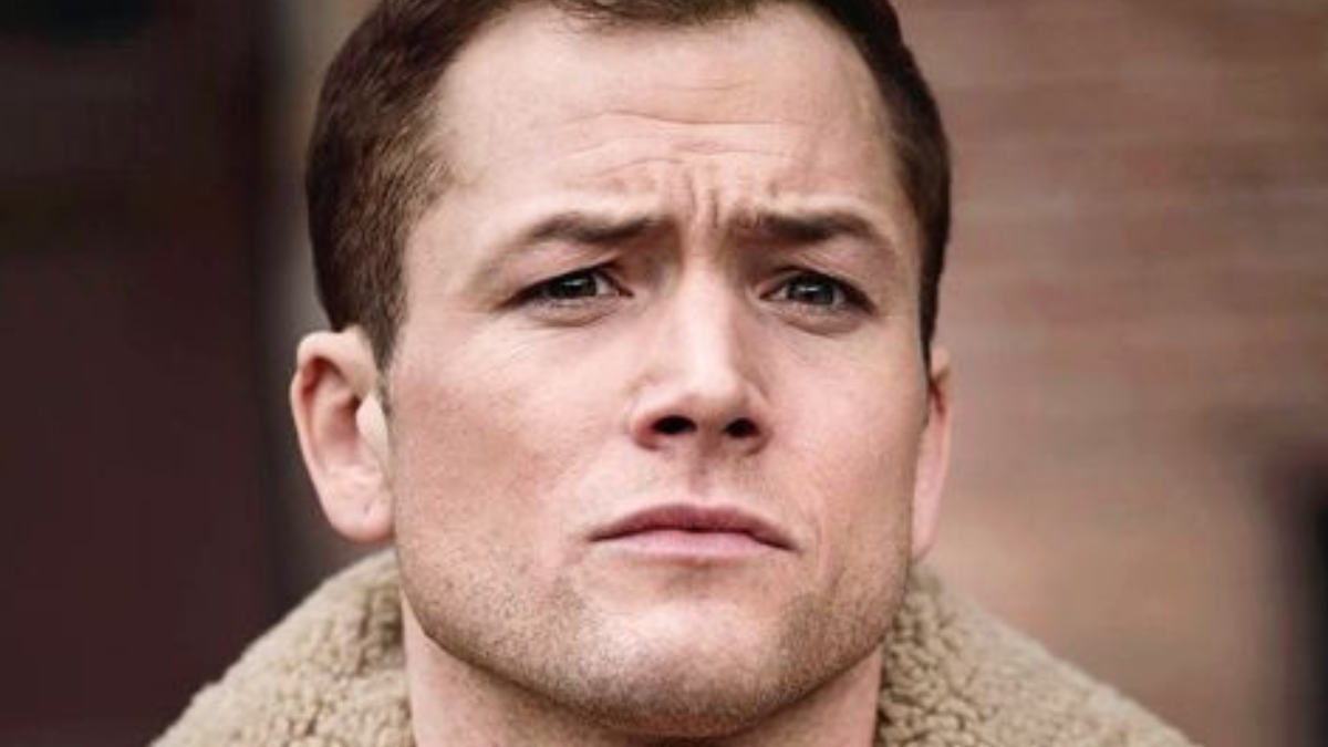 Nueva serie: así fue la impresionante transformación de Taron Egerton