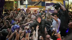 Javier Milei ya estuvo en Córdoba con el Tour de la Gratitud y planea visitar otras ciudades del país. Javier Milei ya estuvo en Córdoba con el Tour de la Gratitud y planea visitar otras ciudades del país.