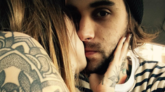 Romance confirmado: la foto de Candelaria Tinelli besando a su novio con mensaje de amor incluido Romance confirmado: la foto de Candelaria Tinelli besando a su novio con mensaje de amor incluido
