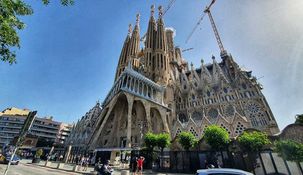 La Sagrada Familia, en Barcelona, es el lugar más visitado en toda España con más de 4,8 millones de turistas por año.