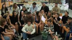 Santiago del Moro anunciará al eliminado el lunes por la noche. Santiago del Moro anunciará al eliminado el lunes por la noche.