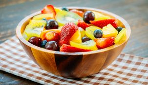 por que comer demasiada fruta durante el dia puede afectar tu longevidad
