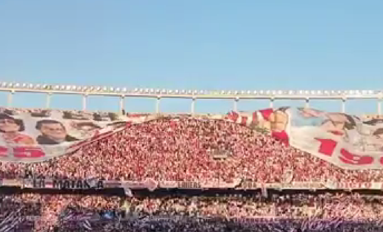 La hinchada de River mostró mal un telón antes del partido con Boca y fue viral.
