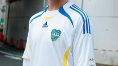 La camiseta especial de Boca que se puso a la venta en Argentina. La camiseta especial de Boca que se puso a la venta en Argentina.