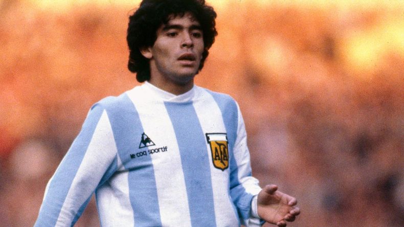 Como se vería Diego Maradona en el videojuego GTA V