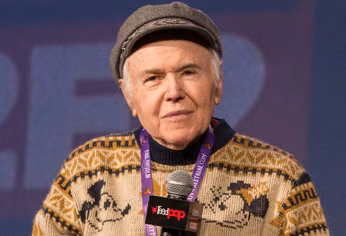 Se trata del protagonista de Star Trek Walter-Koenig.
