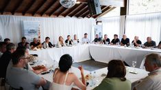 cumbre en villa gesell: kicillof busca encarar el 2026 con una construccion amplia y federal cumbre en villa gesell: kicillof busca encarar el 2026 con una construccion amplia y federal