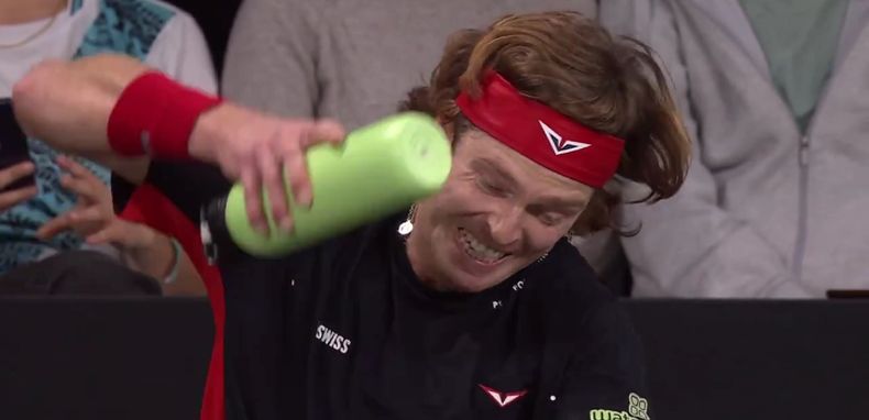Rublev y un momento de gran enojo.