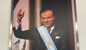 El Gobierno agregó al expresidente Carlos Saúl Menem al Salón de los Próceres.