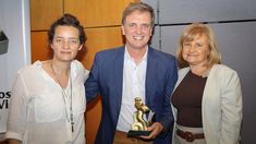 C5N fue galardonado con el premio “Luchemos por la Vida” por segundo año consecutivo. C5N fue galardonado con el premio “Luchemos por la Vida” por segundo año consecutivo.