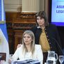 Patricia Bullrich con Márquez y Coto durante el plenario. Patricia Bullrich con Márquez y Coto durante el plenario.