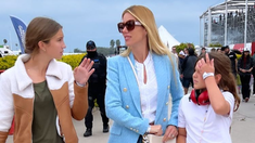 Sugestivo posteo de Nicole Neumann con sus hijas en medio del nacimiento de Luca Sugestivo posteo de Nicole Neumann con sus hijas en medio del nacimiento de Luca