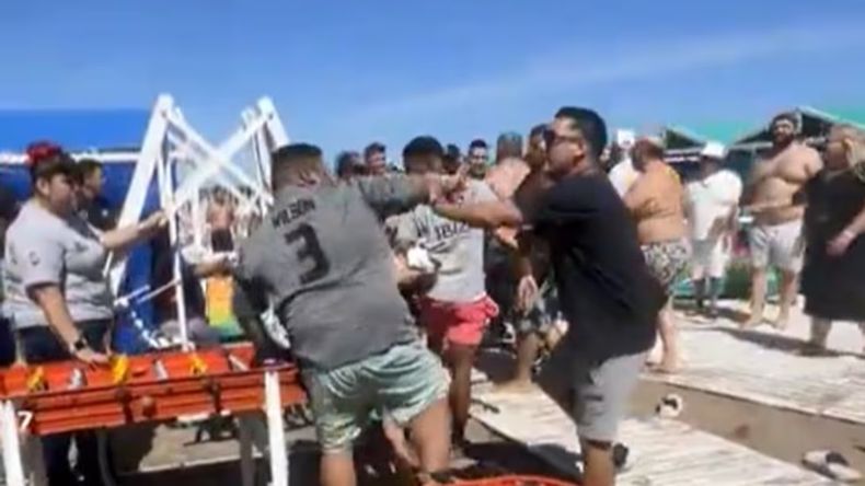 Un partido de metegol terminó en una batalla campal en Mar del Plata.