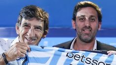Diego Milito y Gustavo Costas visitaron al hincha de Racing internado en Brasil Diego Milito y Gustavo Costas visitaron al hincha de Racing internado en Brasil