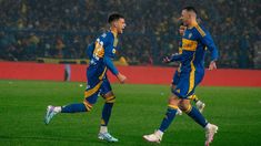 Cristian Lema festeja su gol, el primer de Boca, de tiro libre. Cristian Lema festeja su gol, el primer de Boca, de tiro libre.