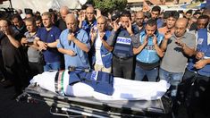 Un periodista de la cadena Palestina TV falleció este jueves, el cuarto de ese medio. Un periodista de la cadena Palestina TV falleció este jueves, el cuarto de ese medio.