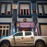 La alumna de 13 años atacó con una birome a su compañero y le ocasionó heridas leves. La alumna de 13 años atacó con una birome a su compañero y le ocasionó heridas leves.