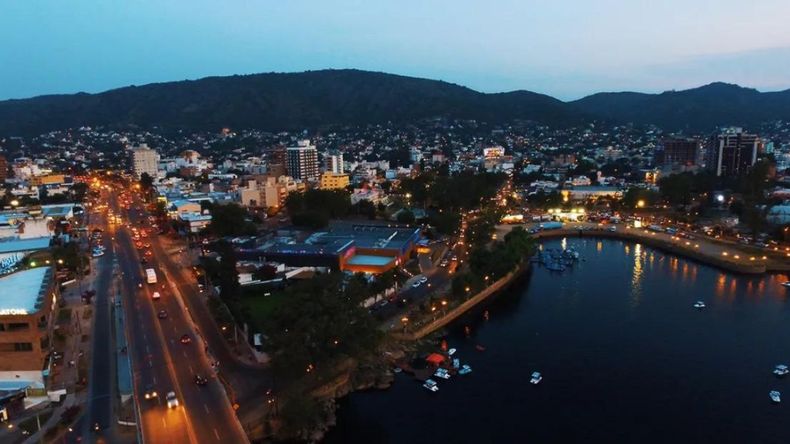 Esta villa turística, ubicada a tan solo 30 minutos de la ciudad de Córdoba, es uno de los destinos más relevantes tanto en la provincia como en todo el país.