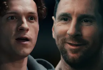 Tom Holland y Lionel Messi en una publicidad de la película Spider-Man: Brand new day.