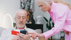 a Prestación Básica Universal y Obligatoria busca que todos tengan acceso a los servicios de comunicación. a Prestación Básica Universal y Obligatoria busca que todos tengan acceso a los servicios de comunicación.