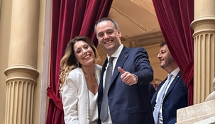 Bettina Angeletti y Manuel Adorni en el Congreso. Bettina Angeletti y Manuel Adorni en el Congreso.