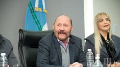 Insfrán anunció aumentos para estatales que también impactan en jubilaciones.