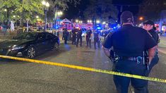 Tres personas murieron en el acto y una cuarta falleció en el hospital tras el atentado en Birmingham, Alabama. Tres personas murieron en el acto y una cuarta falleció en el hospital tras el atentado en Birmingham, Alabama.