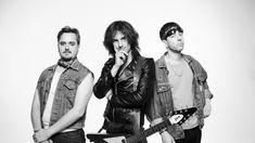 detonantes esta de regreso y lo celebra con disco nuevo y show en el roxy detonantes esta de regreso y lo celebra con disco nuevo y show en el roxy