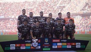La formación que entró en las páginas doradas del club y la AFA. La formación que entró en las páginas doradas del club y la AFA.