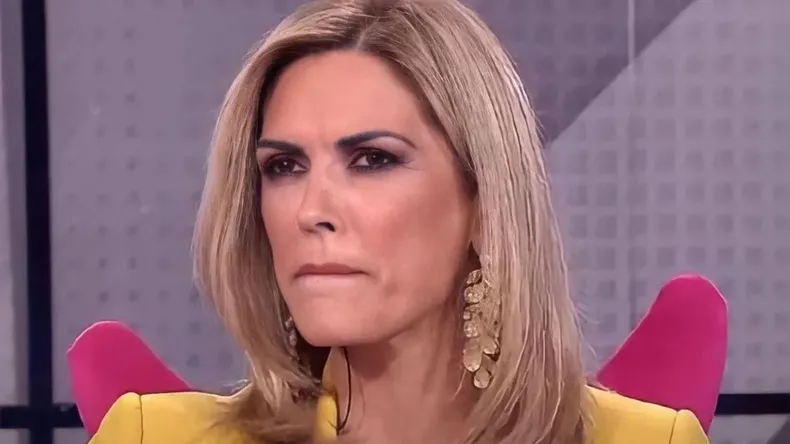 La conductora apuntó contra los medios de comunicación.