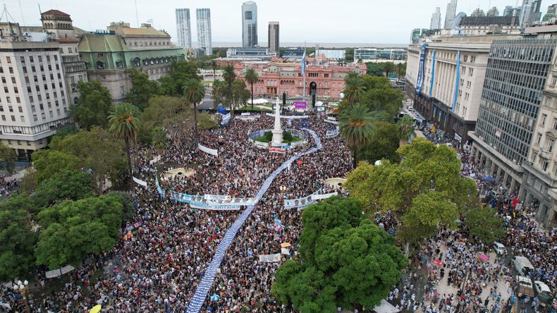 Una de las masivas marchas del 24 de marzo.
