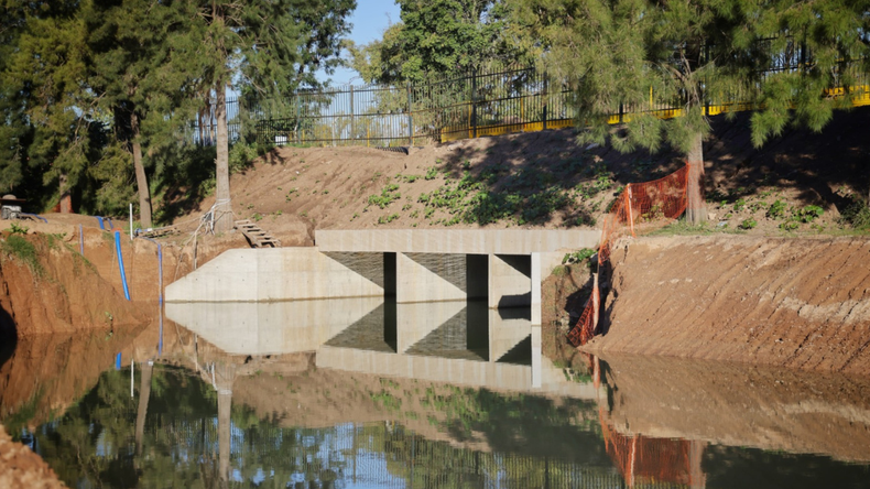 La obra del reservorio de Parque Sarmiento.