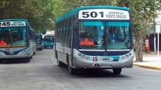 Un chofer de la línea 501 fue baleado en Monte Grande. Un chofer de la línea 501 fue baleado en Monte Grande.