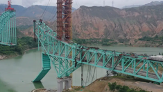 Al menos 12 muertos por un derrumbe en China. Al menos 12 muertos por un derrumbe en China.