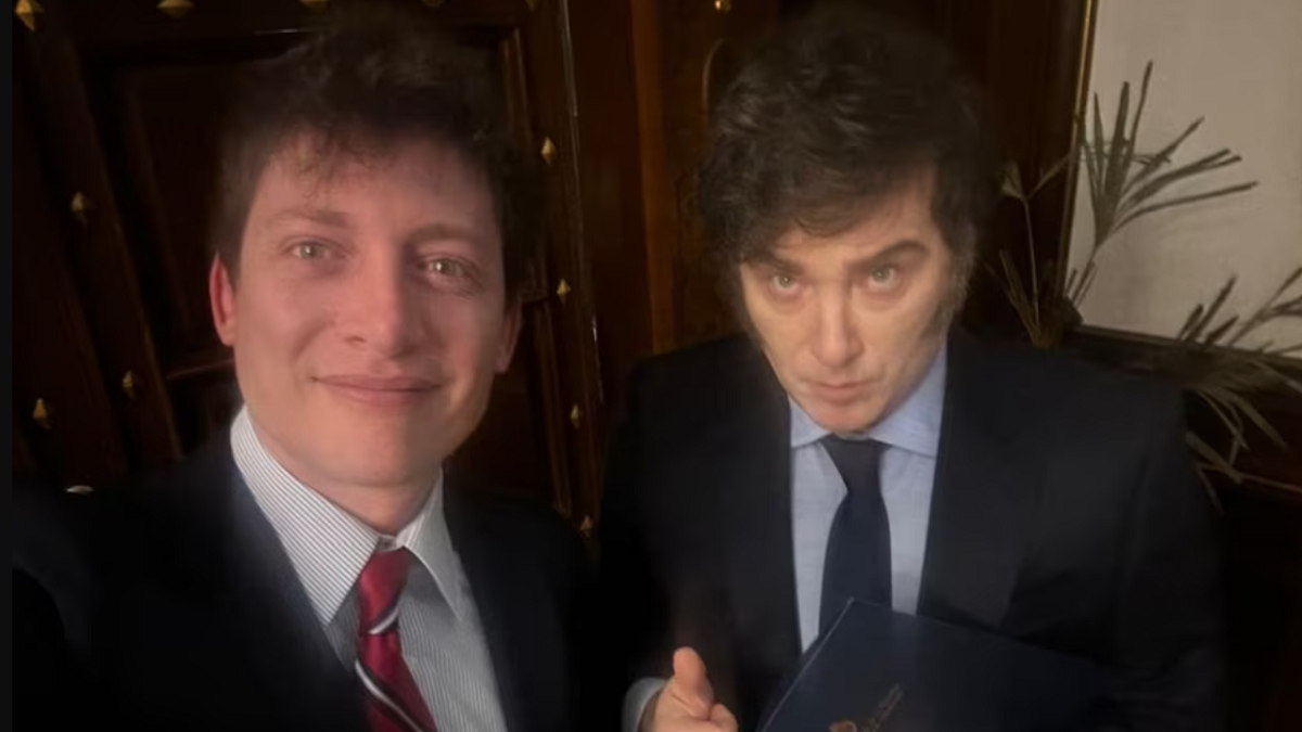 Javier Milei respaldó a Santiago Caputo: 